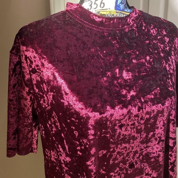 SHEIN Crushed Velvet Maroon Top Size Large - Picture 5 of 6